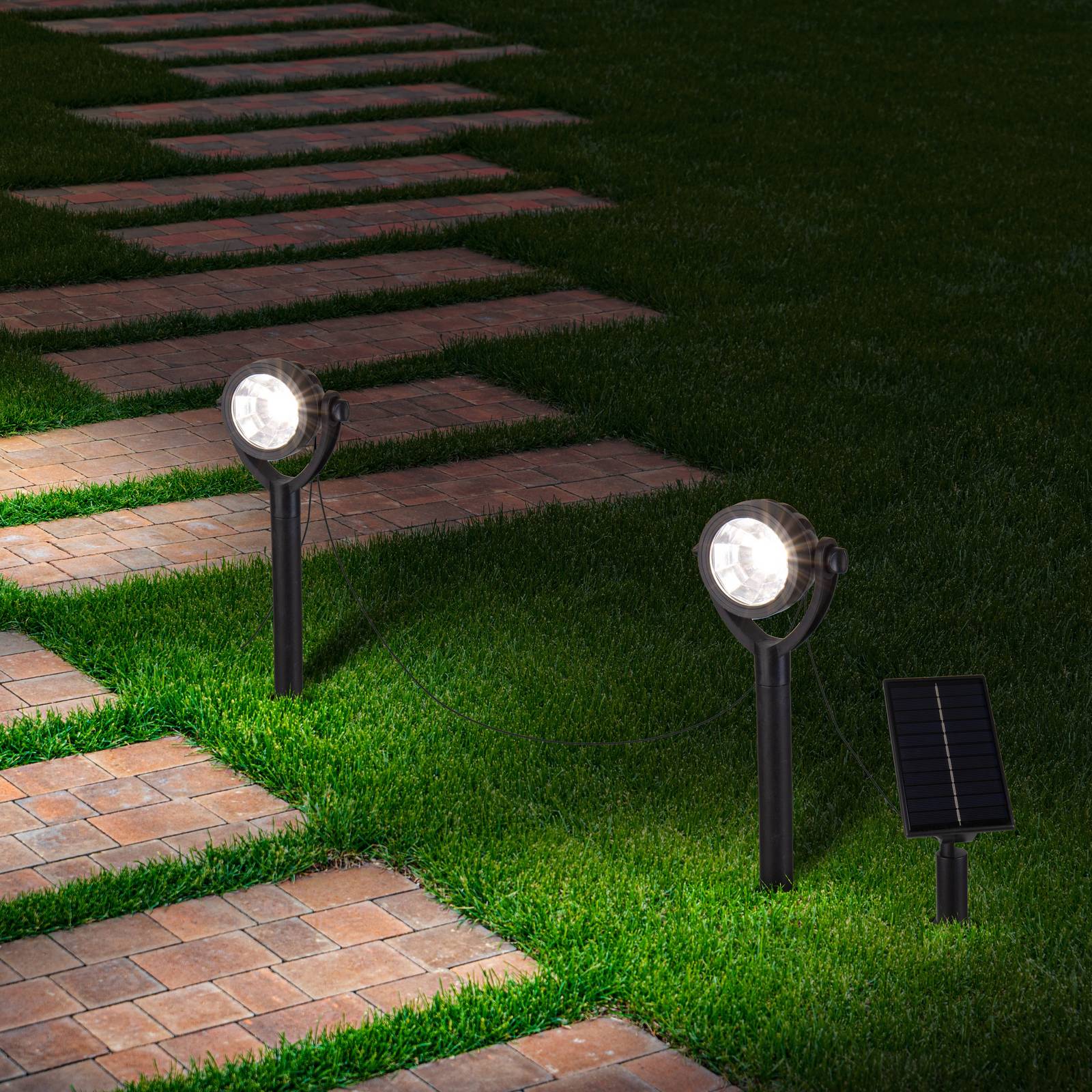 LED-Solar-Erdspießstrahler NOMI, schwarz, 6er-Set, IP44 LED-Solar-Erdspießstrahler NOMI, schwarz, 6er-Set, IP44 von Naeve Leuchten