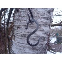 5 Handgeschmiedete S-Haken Aus Stahl - Zeitloses Design Und Vielseitige Nutzung von Nagelforge