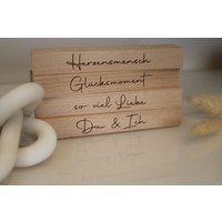 Kartenhalter | Bildleiste Bildhalter Auf Holz Personalisiert Bilderleiste Geschenk Lieblingsmensch Muttertag Kartenhalter | Bildleiste Bildhalter Auf Holz Personalisiert Bilderleiste Geschenk Lieblingsmensch Muttertag von NahinasLittleWorld