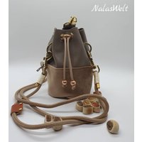 Futterbeutel/Leckerlibeutel/Futtertasche/Kunstleder Futterbeutel/Leckerlibeutel/Futtertasche/Kunstleder von NalasWelt