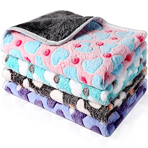 4 Wasserdicht Meerschweinchen Fleecedecken Klein Waschbar Hundedecke Saugfähig Meerschweinchen Käfig Einlagen Wiederverwendbar PIPI Pads Schlaf Kuscheldecke (Herz Muster, 60 x 40 cm) von Namalu