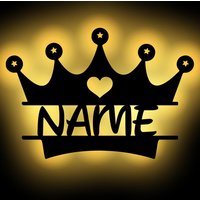 Krone Geburtstag Kind Mädchen Holz Wand Lampe Nachtlicht Babygeschenke Personalisiert Mit Namen I Geschenk Für Prinzessin Batteriebetrieb Krone Geburtstag Kind Mädchen Holz Wand Lampe Nachtlicht Babygeschenke Personalisiert Mit Namen I Geschenk Für Prinzessin Batteriebetrieb von Namofactur