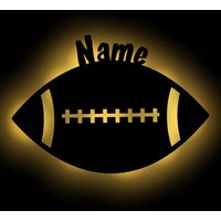 Led Football Deko Wand Lampe Nachtlicht Personalisiert Mit Namen Als Geburtstagsgeschenk Geburtstag Für Footballer I Batteriebetrieben Led Football Deko Wand Lampe Nachtlicht Personalisiert Mit Namen Als Geburtstagsgeschenk Geburtstag Für Footballer I Batteriebetrieben von Namofactur