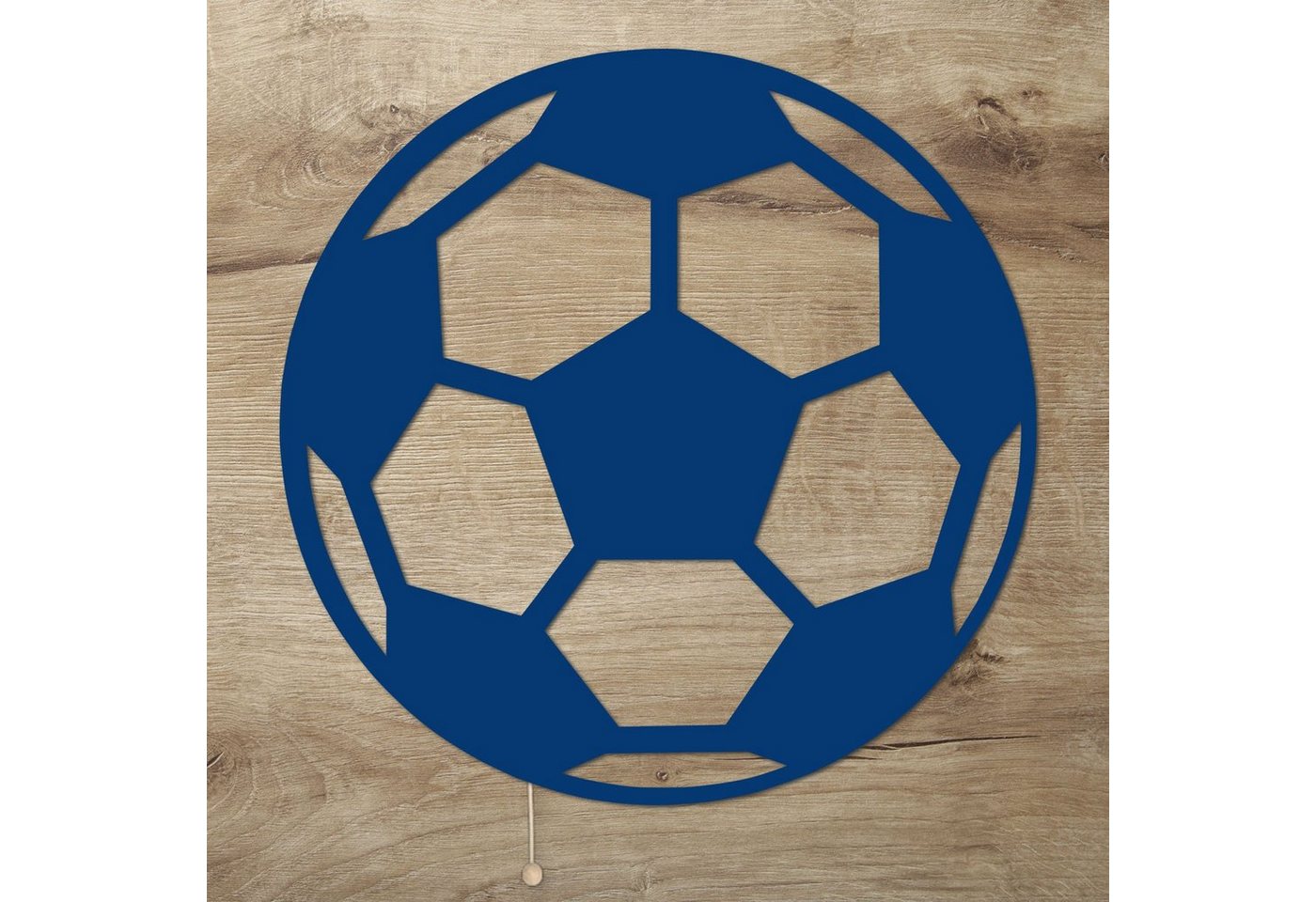 Namofactur LED Dekolicht Fußball - Dekoobjekt aus Holz mit Fussball Motiv - Wand Deko Lampe, Mit Zugschalter, LED fest integriert, Warmweiß, Wanddekoobjekt Wohnzimmer Leuchte batteriebetrieben von Namofactur