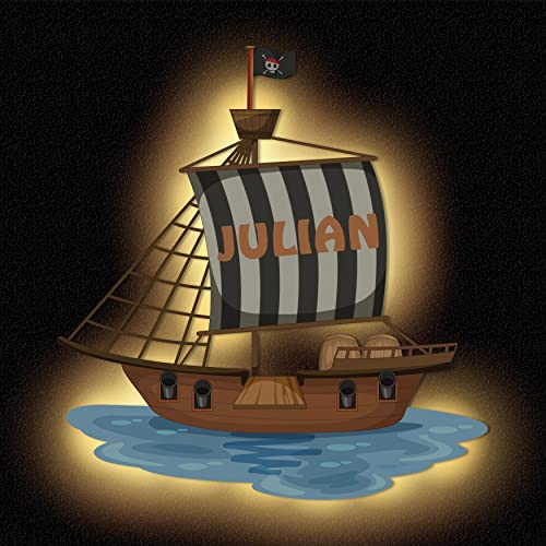Pirat Piratenschiff Wand Licht mit Namen personalisiert I Dekoration Zimmer Deko Geschenke für Mädchen & Jungen zur Geburt Taufe Geburtstag I LED Batterie Nachtlicht Lampe von Namofactur