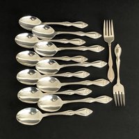 10 Versilberte Esslöffel 16 3/4 "Wm Rogers Oneida Ltd Muster Unbekannt 2 Salat Dessert Gabeln 6 1/4" von NanAndPopsAttic