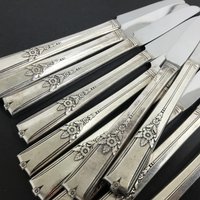 11 Moderne Hohlgitter Messer King Arthur Von Onida Community Service Plate von NanAndPopsAttic