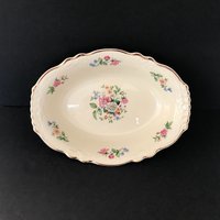Homer Laughlin 18cm Ovale Gemüseschale 1951 Virginia Rose Springtime Pattern von NanAndPopsAttic