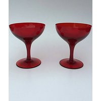 Vintage-Set Von 2 Gläser Champagner Noritake Rot Muster Sicht-Rot Vintage-Set Von 2 Gläser Champagner Noritake Rot Muster Sicht-Rot von NanasOldFinds