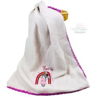Babydecke, Kuscheldecke, Krabbeldecke, Personalisiert, Kinderwagendecke, Baumwolle, Hase, Regenbogen, Geschenk Geburt Babydecke, Kuscheldecke, Krabbeldecke, Personalisiert, Kinderwagendecke, Baumwolle, Hase, Regenbogen, Geschenk Geburt von NannisTraeumereien