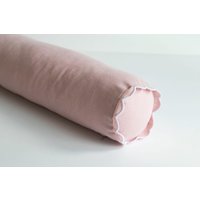 Blush Pink Leinen Kissenbezug Mit Weißen Bogenkanten Und Verstecktem Reißverschluss - Erhältlich in Verschiedenen Größen von NapkinsWorld
