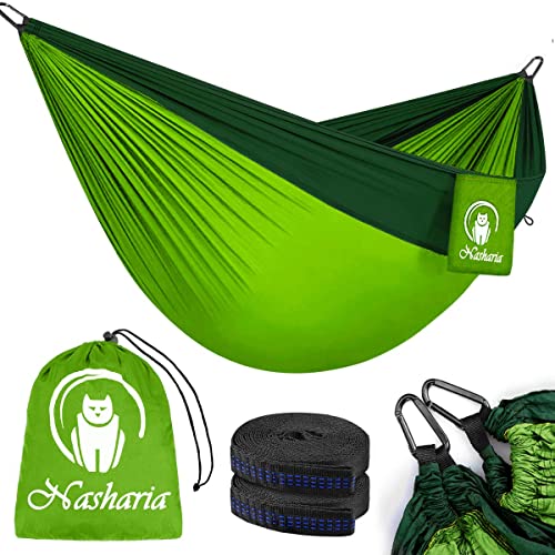 Nasharia Reise Camping Hängematte - 275 x 140 cm Atmungsaktiv, Schnelltrocknendes 210T Nylon Spinning - Fallschirmmaterial - 2 x Premium Karabiner, 2 x Nylon-Schlingen | Für Outdoor Drinnen Garten von Nasharia