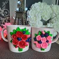 Tasse Becher Deko Aus Fimo Polymer Clay Dekorierte Einzigartiges Geschenk 3D Erzieherin Blumendekor Muttertag von NataliZimm