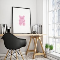 Funky Gummy Bear Erdbeere | Hellrosa Trendy Poster | Mehrere Größen Verfügbar von NataliaDesignsbyNK