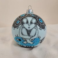 Handbemalter Glas Weihnachtsschmuck Mädchen Auf Fisch Spielerei von NatalkaMyhalArts