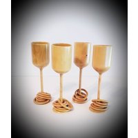 Sycamore Handgefertigte Weingläser Set Von 4 von NativeWoodCreations