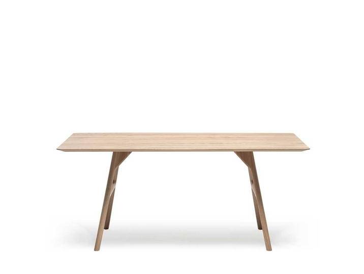 Esszimmertisch aus Eiche massiv weiß geölt und geschliffen Skandi Design von Natura-Classico