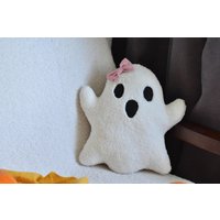 Geist Kissen - Gruseliges Dekor | Spielzeug Plüsch Mädchen Sherpa Girl Ghost Halloween Party von NaturalDecorForHome