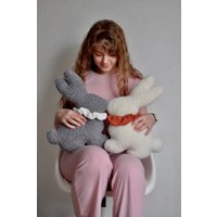Hase Kissen - Osterdeko | Häschen-Kissen Häschen Teddybär Boucle-Häschen-Kissen 24 Farben von NaturalDecorForHome