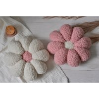 Niedliches Blumenform-Kissen | Kinderzimmer Deko Kissen Weiches Plüsch-Blumen-Form-Kissen 24 Farben Mix von NaturalDecorForHome