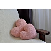 Plüsch Rosa Herz-Kissen | Weiche Boucle-Herz-Kissen Mädchen Raum Dekor Dusty Rose Herz Dekokissen von NaturalDecorForHome