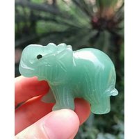 Grüner Aventurien Elefant/Grüner Aventurin Carving/Jade Skulptur/Tierfiguren/Geburtstagsgeschenk/Kinder/Herzchakra 5cm Grüner Aventurien Elefant/Grüner Aventurin Carving/Jade Skulptur/Tierfiguren/Geburtstagsgeschenk/Kinder/Herzchakra 5cm von NaturalMineralsArt