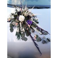 Motorhaubendekoration Aus Getrockneten Und Konservierten Blumen, Blumenkomposition Fürs Auto von NatureetSensBoutique