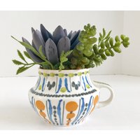 Dekorative Handbemalte Pflanzer Mit Griff Und Grün Gras Sukkulenten von NaturelandCandles