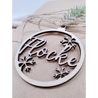 Personalisierter Christbaumanhänger Snowflake, Weihnachtsbaumschmuck, Geschenkanhänger Aus Holz Personalisierter Christbaumanhänger Snowflake, Weihnachtsbaumschmuck, Geschenkanhänger Aus Holz von NaturgravurJW