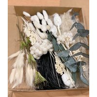 Diy Trockenblumen Diy-Set „Cold Days" in Naturfarben Und Eukalyptus, Diy-Trockenblumenstrauß, Trockenblumenkranz von Naturlandhandmade