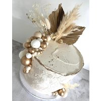 Tortentopper Oder Trockenblumenstrauß Mit in Weiß Und Gold Zwei Palmblättern, Hafer, Weizen, Lagurus, Craspedia, Phalaris von Naturlandhandmade