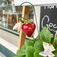 Erdbeere | Keramik Wetterfest Mama Geschenke Blüht Für Immer Handgemacht Muttertagsgeschenk von NaturoTheke