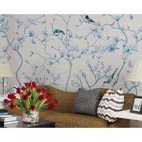 Nauzha Blau Weiß Chinoiserie Tapete Wandbild, Vintage Seide Wandpanels - Fröhliche Elster Und Budding Blumen Si-014 von NauzhaChinoiserie