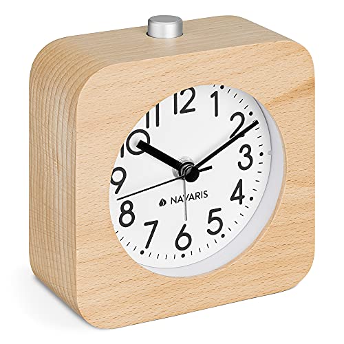 Navaris Analog Holz Wecker mit Snooze - Retro Uhr Viereck Design mit weißem Ziffernblatt Alarm - Leise Tischuhr ohne Ticken - Holzwecker Hellbraun von Navaris