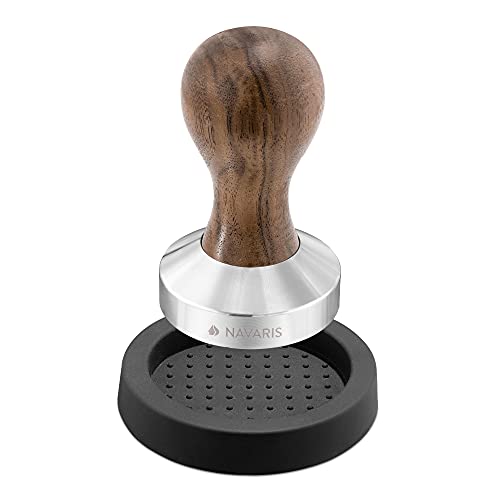 Navaris Espresso Tamper für Kaffee 58mm - Stempel Stampfer aus Edelstahl mit Holzgriff - inkl. Silikonmatte - Kaffeestampfer für Espressomaschine von Navaris