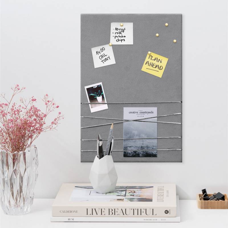 Navaris Memoboard Collage Fotowand aus Samt - 44x30cm - Bilderhalter - inkl. Stecknadeln von Navaris