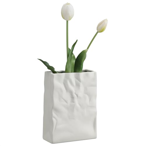 Navaris Paper Bag Vase aus Keramik - Papiertüte Deko Blumenvase für Fensterbank Sideboard Kommode - für Blumenarrangements und Trockenblumen - Wohnzimmer Deko in Beige von Navaris
