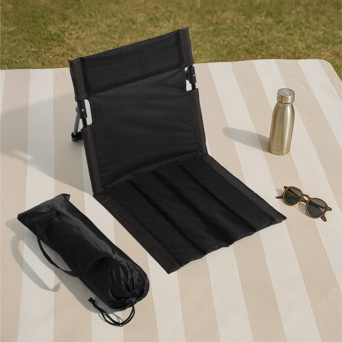Navaris Strandkorb faltbare Strandmatte mit Rückenlehne Sitzkissen mit Lehne Outdoor, (1-tlg), Strandmatte mit Lehne klappbar Strand Liegematte mit Lehne Schwarz von Navaris