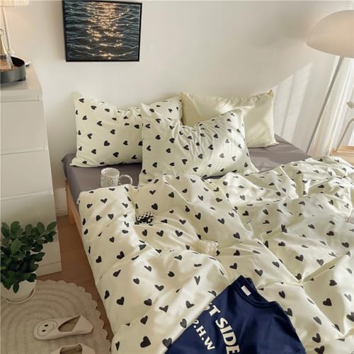 Nayoroom Herz Bettwäsche 135x200 Schwarz Weiß Herzen Muster Aesthetic Microfaser Bettbezug Set Kleinen Herzchen Herzmuster Einzelbett Deckenbezug mit Reißverschluss und Kissenbezug 80x80cm Nayoroom Herz Bettwäsche 135x200 Schwarz Weiß Herzen Muster Aesthetic Microfaser Bettbezug Set Kleinen Herzchen Herzmuster Einzelbett Deckenbezug mit Reißverschluss und Kissenbezug 80x80cm von Nayoroom