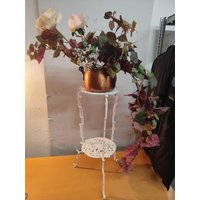 Blumenhocker Weiß von NecipsVintage