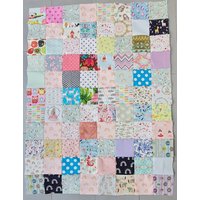 Patchworkdecke Mit Namen Kinderdecke Ca. 140 X 100 cm/Geschenk Zur Geburt Für Mädchen Bunt von NeedleArtGermany