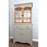 Hutch Cabinet Verkauft Bitte Nicht Kaufen von Needleandbrushdecor