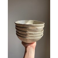 Auf Bestellung 15 cm Müslischale von NeedsPottery