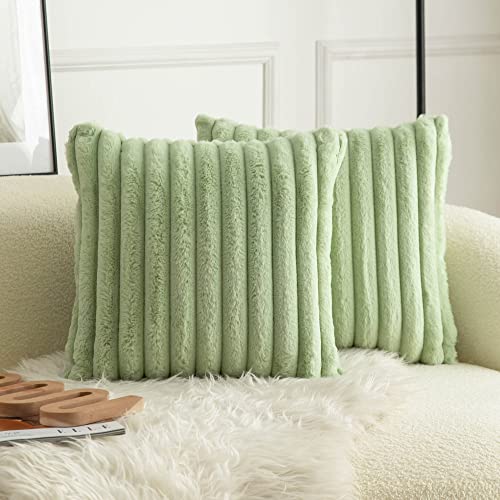 Neelvin Pack von 2 Kunstpelz Plüsch Dekorative Wurf Kissenbezüge Fuzzy gestreifte weiche Kissenbezug Kissenbezüge für Sofa Couch Schlafzimmer von Neelvin