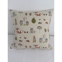 Fuchs Und Eulen Print-Kissenhülle Aus Baumwoll-Leinen-Mischgewebe Fuchs Und Eulen Print-Kissenhülle Aus Baumwoll-Leinen-Mischgewebe von NellyFoxhome