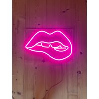 Lippen Neon Schild - Mädchen Led Schild, Geschenk Für Sie, Neon, Wanddekoration, Wandschild, Schlafzimmer Mädchen, Beauty von NeonEvent