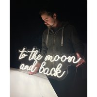 To The Moon & Back Neon Schild, Custom Hochzeit Zeichen, Love You To Und Rücken Hochzeitsschild Custom von NeonEvent