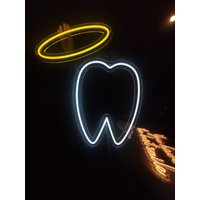 Zahn Neon Schild, Mit Einem Nimb Led Medizin Licht, Zahnarzt Nacht Licht Wand Dekor von NeonManiaUSA
