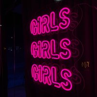 Personalisiertes Neon Schild I Licht Individuelle Light Sign Leuchtschrift Personalisiert Geschenk Decoration Led Schriftzug von NeonNovaStore