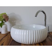 Retro Struktur Keramikwaschbecken Weiss Rund 40cm Aufsatz Waschbecken Waschtisch Vintage 70Er Retro Struktur Keramikwaschbecken Weiss Rund 40cm Aufsatz Waschbecken Waschtisch Vintage 70Er von NeroVintageDesign